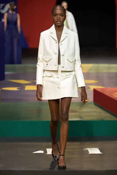 Look 56